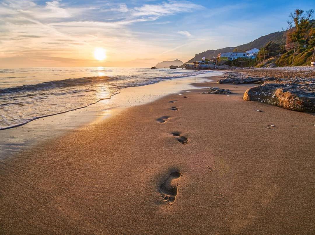 Casa Tramonto Beach View Agios Gordios  Dış mekan fotoğraf